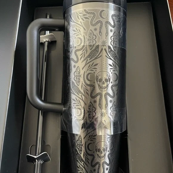 Deadly Damask Halloween Stanley 30oz 💀 - Picture 3 of 5